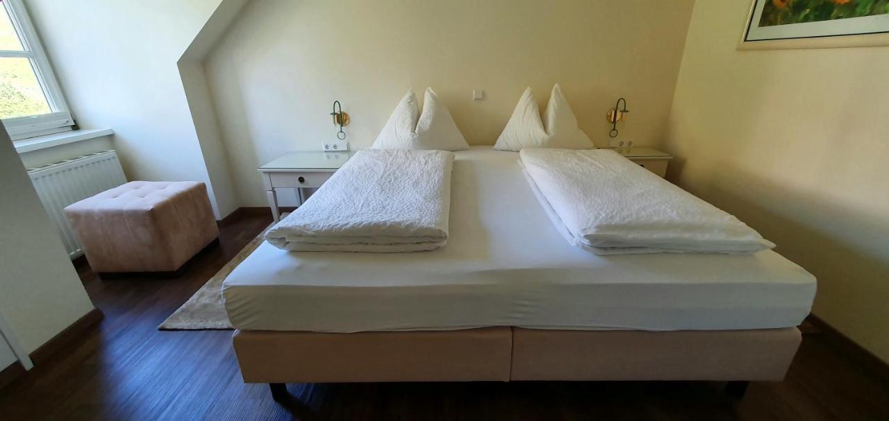 Barock-landhof Burkhardt 4*